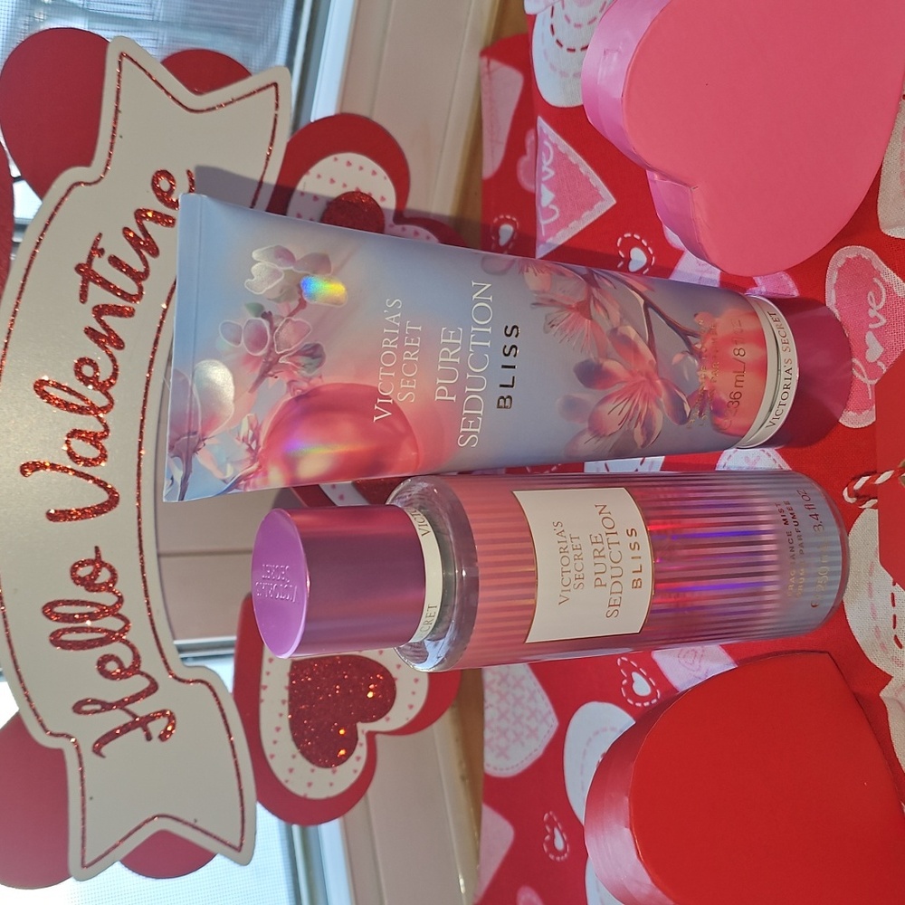 Victoria's Secret Pure Seduction Bliss Set - Pink